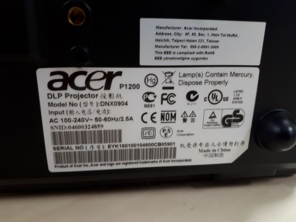 Bild 2 Beamer Acer P1200
