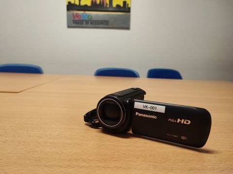 Vorschaubild Panasonic HC-V 380, Videokamera